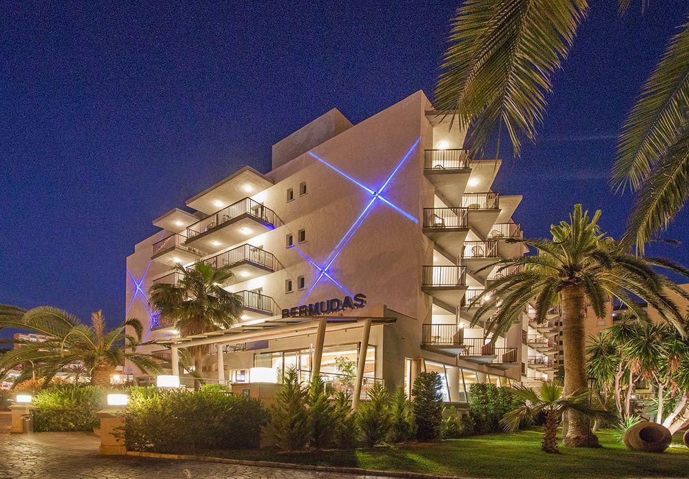 FERGUS Bermudas Palmanova Exterior foto