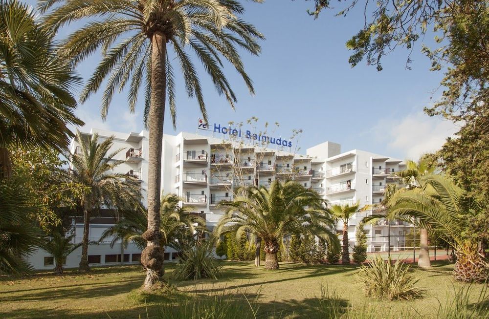 FERGUS Bermudas Palmanova Exterior foto